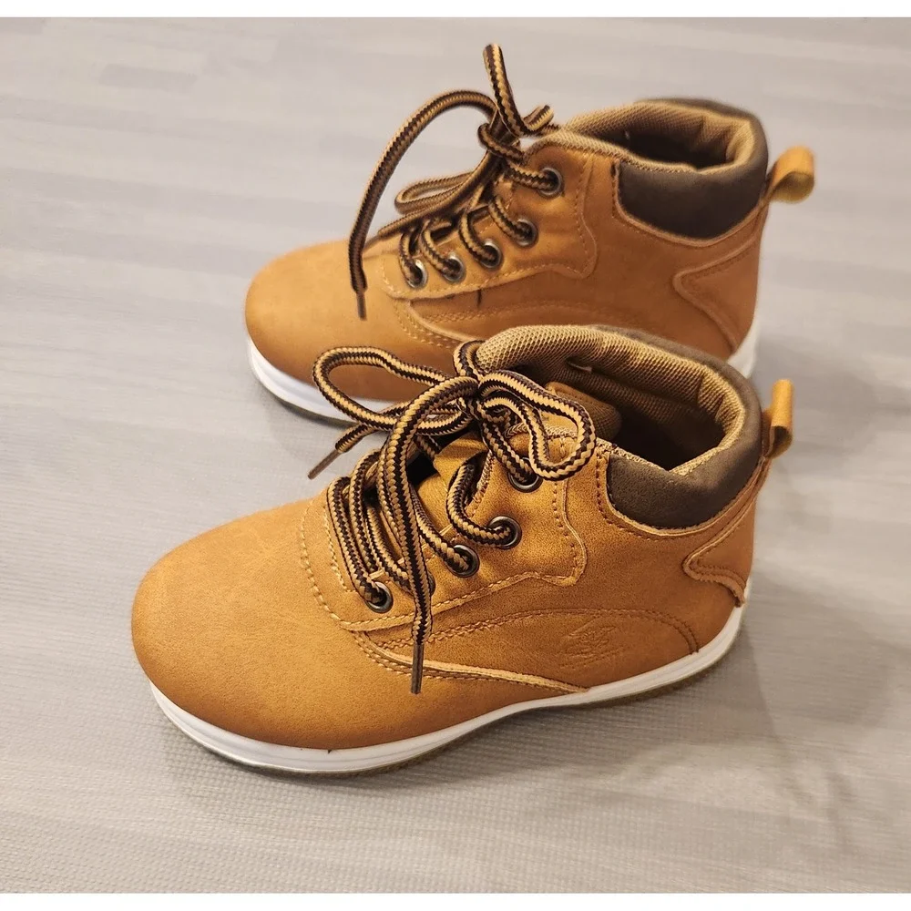 Beverly Hills Polo Club Toddler Boys Hiking Boots Wheat Tan Size 10 Toddler